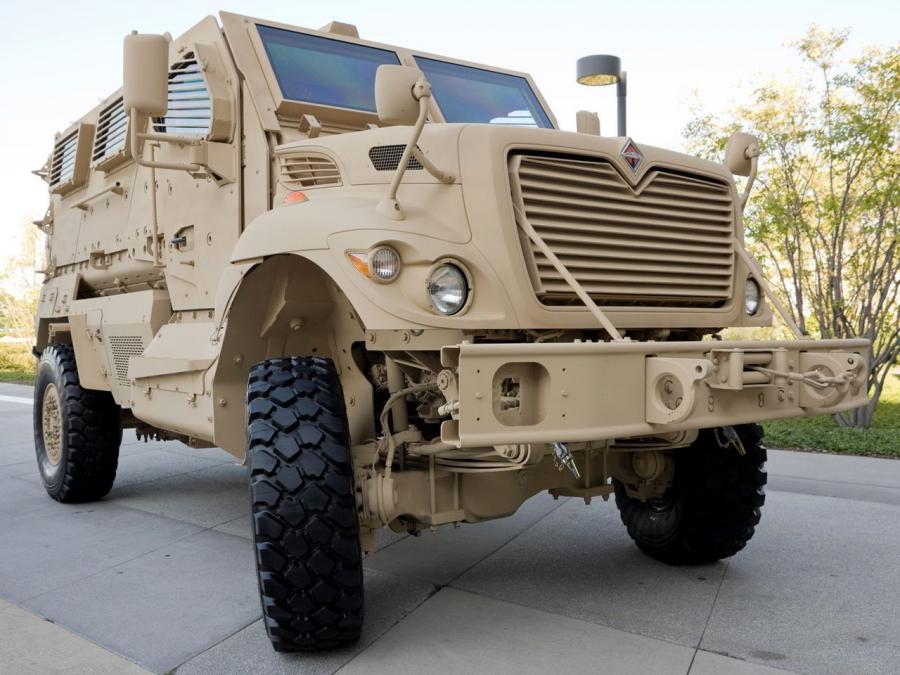  International MaxxPro 4x4 2007 года  (фото 14 из 16)